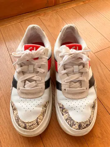 콜한 스니커즈 그라운드 시리즈 23.5cm