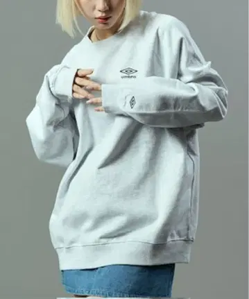 별주 UMBRO 원포인트 로고 자수 속기모 맨투맨 그레이 M