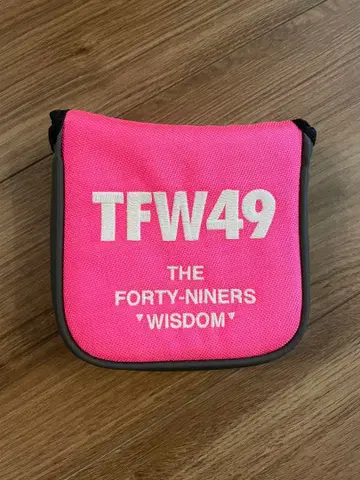 TFW49 퍼터용 골프헤드커버 핑크