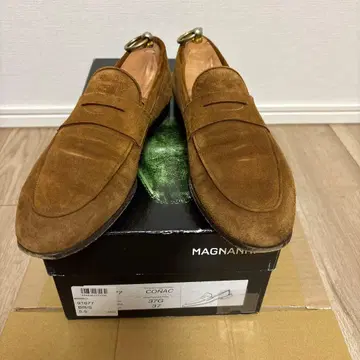 MAGNANNI 코인 로퍼 라이트 브라운