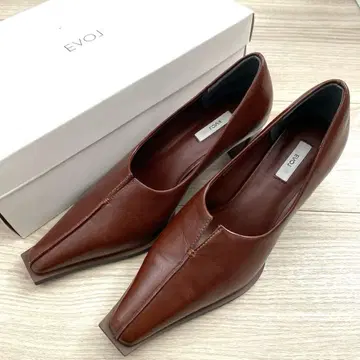 EVOL 이볼 V컷 스티치 펌프스 스퀘어토 브라운