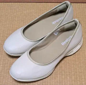 리복 이지톤 23.5 펌프스 베이지 Reebok 신발