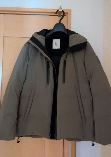 미사용 [ CRESTBRIDGE ] 다운 자켓 남녀 공용 사이즈 2