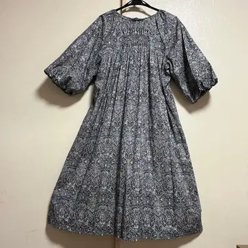 SHIPS Primary Navy Label 프론트 핀턱 원피스