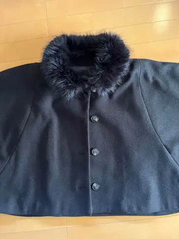 GRL 퍼 카라 부착 케이프 코트 블랙