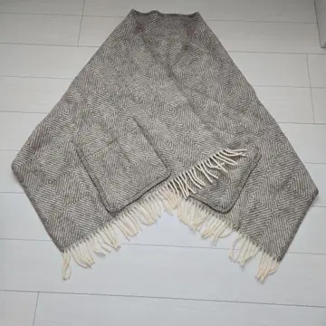 LAPUAN KANKURIT 라푸안 칸쿠리 포켓 숄