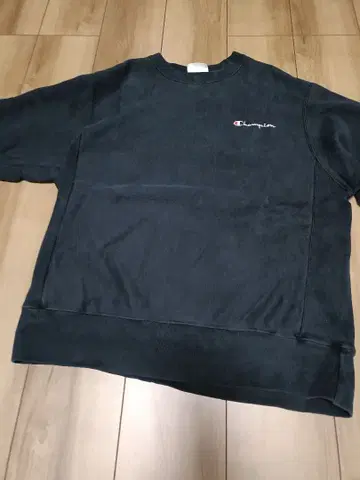 Champion 블랙 맨투맨 리버스 위브