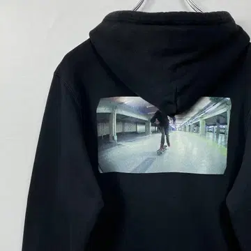 래리 클라크 에스트네이션 맨투맨 후드티