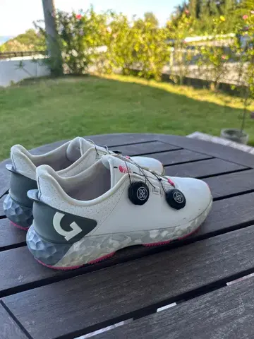 G/FORE 화이트 골프화 스파이크리스 25.0