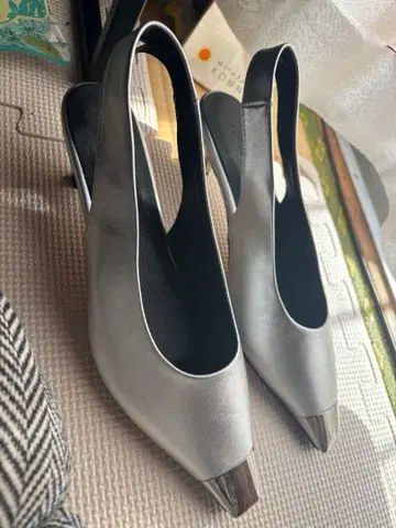 실버 슬링백 펌프스 24.5cm