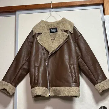 RODEO CROWNS 라이더스 브라운 보아 자켓