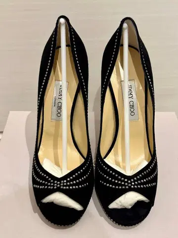 JIMMY CHOO 블랙 스웨이드 하이힐