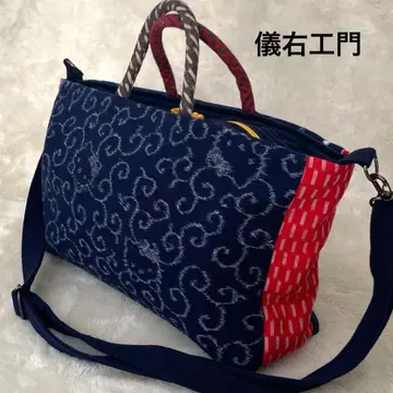 [ 새상품급 ] 구루메가스리 기우에몬 x 헬로키티 콜라보 숄더백 당초무늬