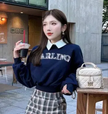 다리치 darich 트위드 아플리케 맨투맨 상의