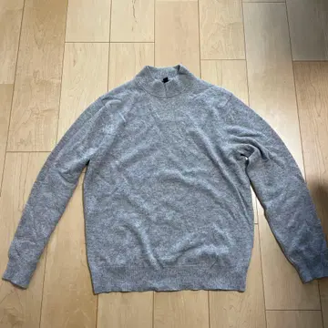UNIQLO 캐시미어 터틀넥 스웨터 그레이