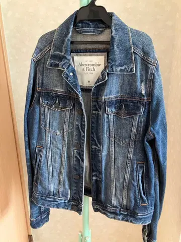 Abercrombie & Fitch 데미지 데님 자켓 M