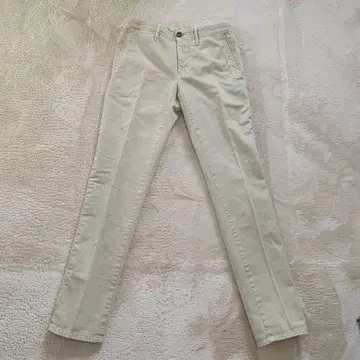 인코텍스 베이지 슬림핏 치노 팬츠