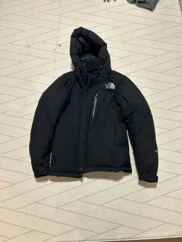 THE NORTH FACE 블랙 다운 자켓