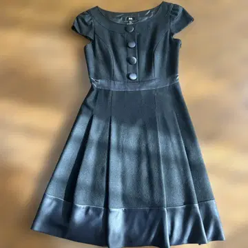 Barbie 블랙 반팔 원피스 USA 4