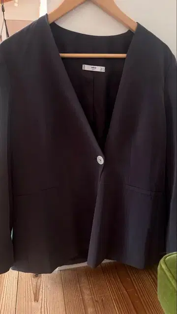 노카라 차콜 그레이 자켓