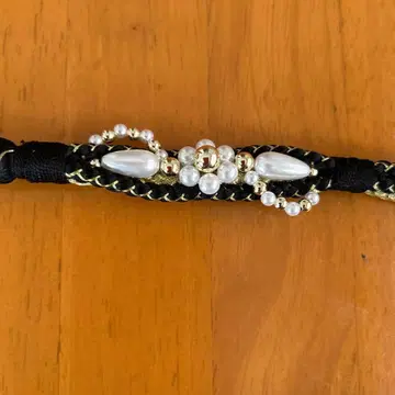 블랙과 금색 비즈 장식 허리띠