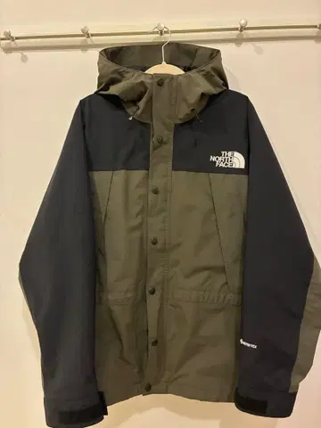THE NORTH FACE 마운틴 라이트 자켓 [ M ] [ NT ]