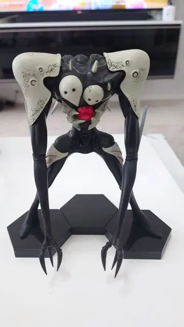 사키엘 피규어 전체 길이 17cm