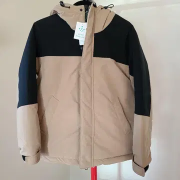 새상품 유나이티드 애로우즈 방수 후드 부착 패딩 자켓 베이지 38