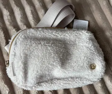 lululemon 웨스트 파우치 벨트백