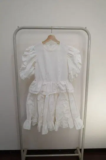 레이스 하네스 드레스