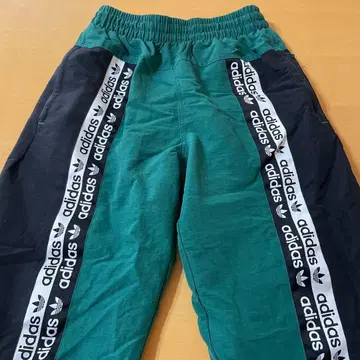 아디다스 R.Y.V. VOCAL WIND TRACK PANTS