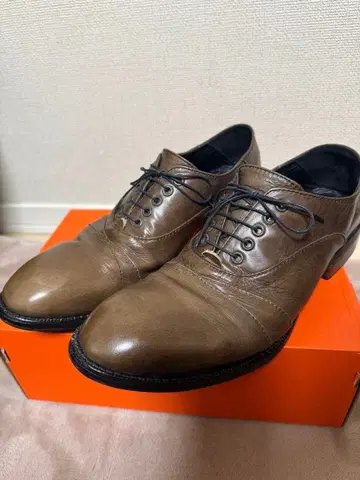 비브람 밑창 브라운 가죽 신발