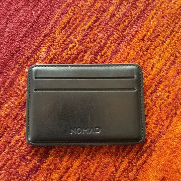 NOMAD 블랙 카드 케이스 슬림