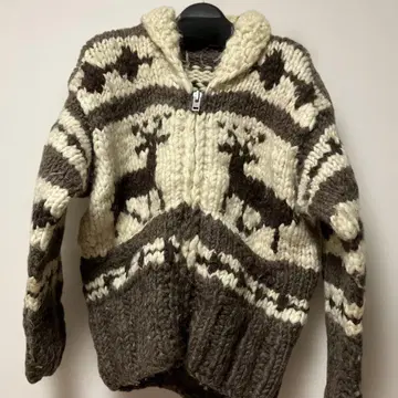 사슴 패턴 두꺼운 원단 니트 카우친 스웨터