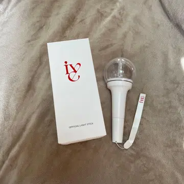IVE 공식 응원봉 ver.1