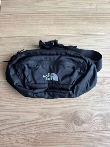 THE NORTH FACE 힙색 리아