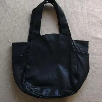 렌 REN 호박 토트 블랙