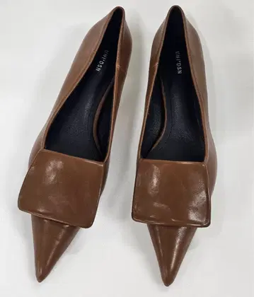 브라운 스틸레토 펌프스 스퀘어 모티브 스틸레토 펌프스