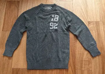 Abercrombie & Fitch 그레이 니트 스웨터 M