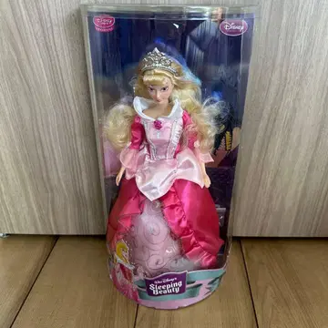 Disney 잠자는 숲속의 미녀 오로라 공주 피규어