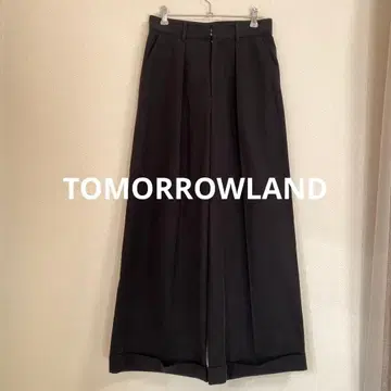 투모로우랜드 턱 와이드 팬츠 블랙