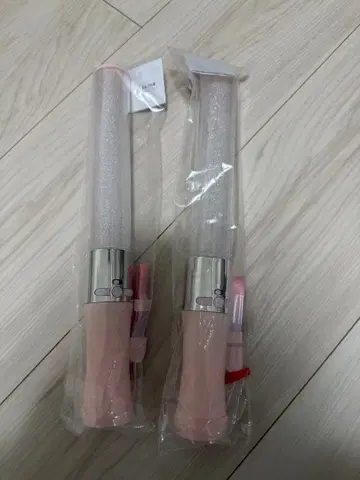 =LOVE 공식 응원봉 이코러브 굿즈