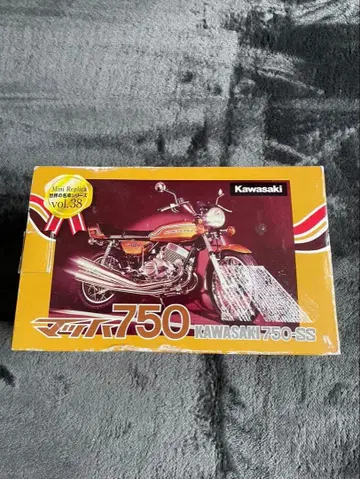 초레어!! Kawasaki 750-SS 1/12 스틸 모형