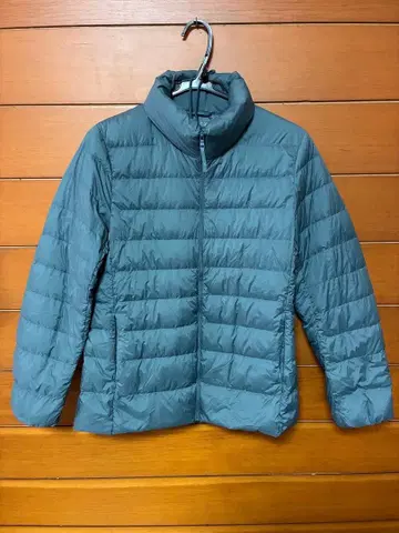 [ 물건 정리중 ] UNIQLO 울트라 라이트 다운 자켓 L