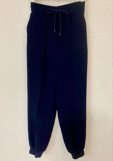 uncrave 깔끔한 조거 팬츠 사이즈 0