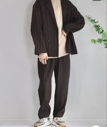 브라운 스트라이프 테일러드 자켓 셋업
