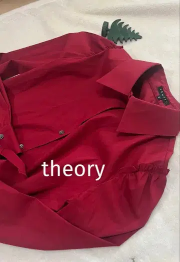 새상품급 theory 와인 컬러 퍼프 슬리브 블라우스 사이즈 2