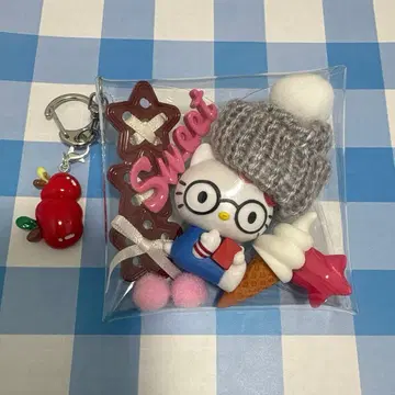 가챠 파우치 안경 소녀