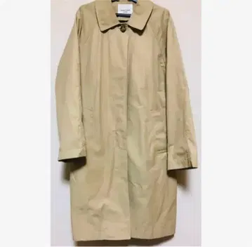 베이지 트렌치코트