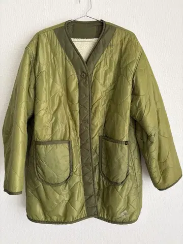 올리브 그린 퀼팅 자켓